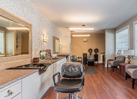 Salon at Mariposa at Spring Hollow Saginaw 55+ Apartments, Saginaw, 76131