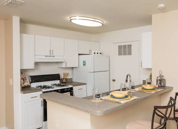 Efficient Appliances In Kitchen at Sunrise Pointe, Port Orange, FL