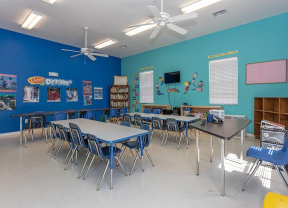 Dominium_Sunrise_Kids Room.jpg