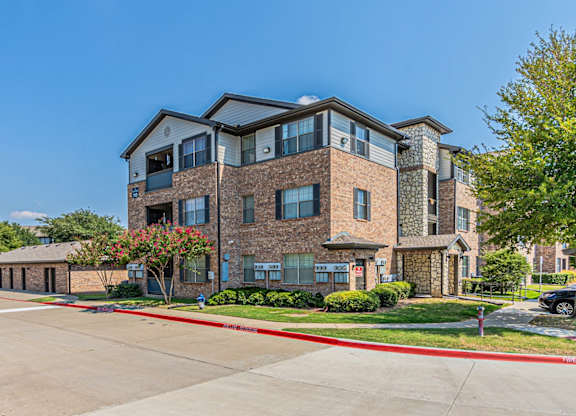 Elegant Exterior View at The Cesera 55+ Apartments, Texas, 75040