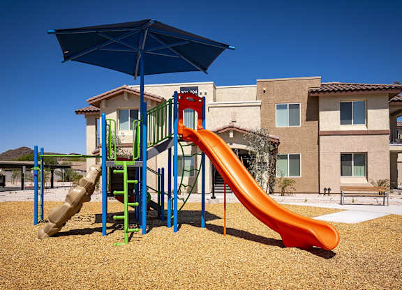 Dominium_TheSafford_Community25.jpg