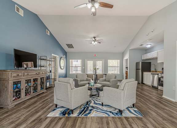 Dominium_TheSprings_Community07.jpg