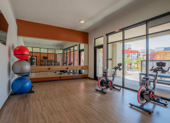 Fitness Centerat Vista Ridge Apartments, Phoenix, AZ 85041
