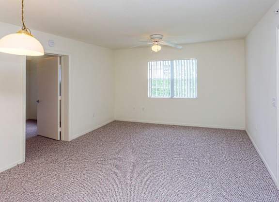 Heron-Pond-55-Apartments (2).jpg