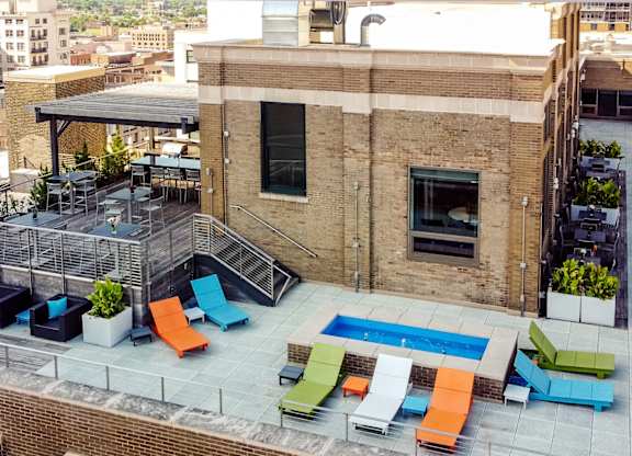 Rooftop patio at Arcade Apartments, St Louis