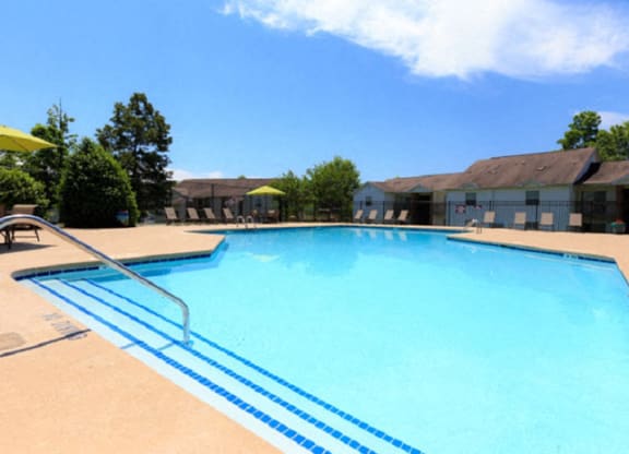 Laurens Way Apartments pool