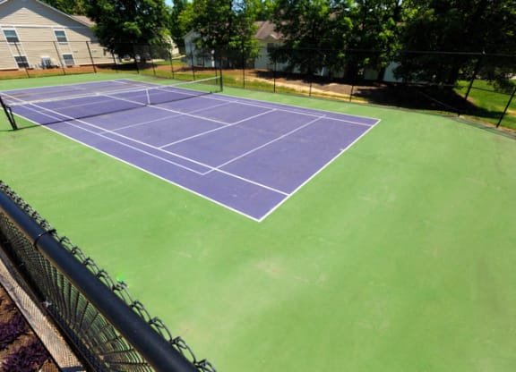 Laurens Way Apartments tennis