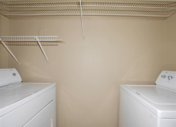 Washer Dryer Lennox Apartments in Little Rock AR
