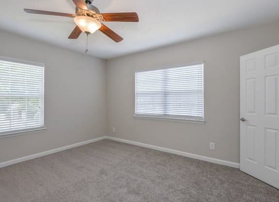 Avalon-Peaks-Apartments-Apex-NC-Bedroom