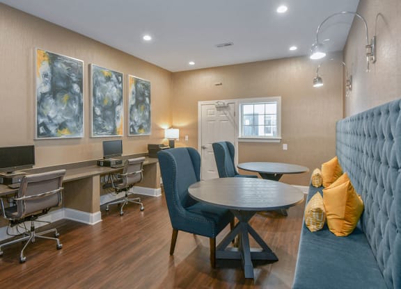 Avalon-Peaks-Apartments-Apex-NC-Business-Center-1