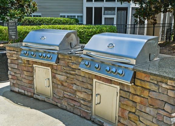 Avalon-Peaks-Apartments-Apex-NC-Grills