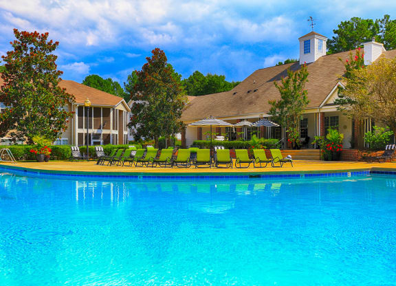 Avalon Peaks Pool