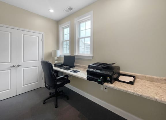 Crosstimbers Apartments business center