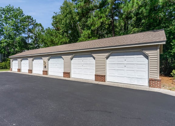 Garages Available at Litchfield Oaks Apartments, Pawleys Island