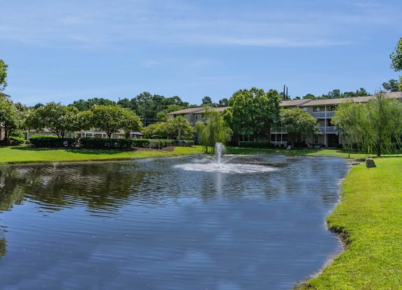 Breathtaking Lake-View at Litchfield Oaks Apartments, Pawleys Island, South Carolina