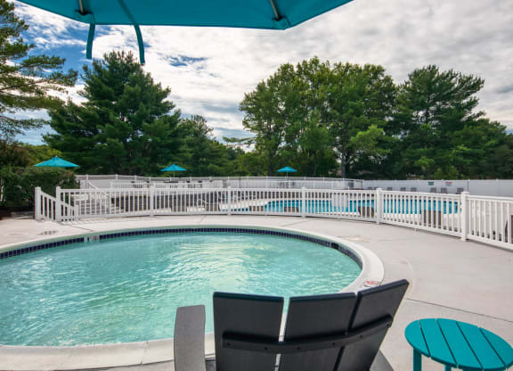 Jacuzzi Deck at The Everett  Apartments in Roanoke, VA 24018