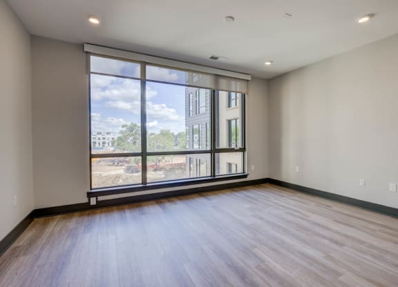 Expansive Windows For Natural Light at The Walker, Cary