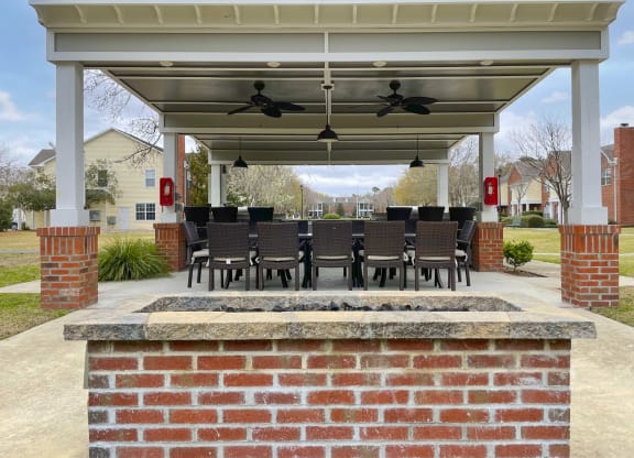 Barclay Place Apartments outdoor kitchen at Barclay Place Apartments, North Carolina, 28412