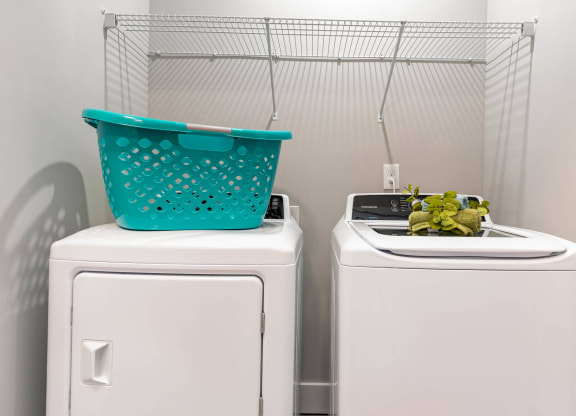 Washer and Dryer at Barclay Place Apartments, Wilmington, North Carolina