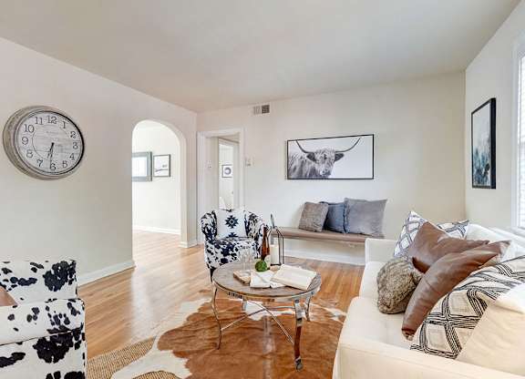 Living Room at Kensington Place Apartments