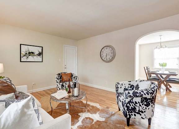 Living Room at Kensington Place Apartments