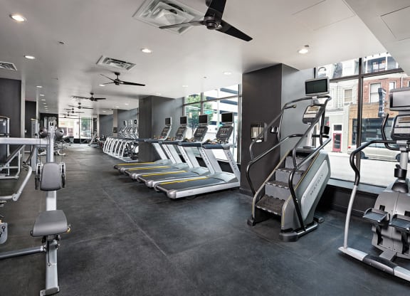 Fitness Center 4 at Deco at CNB apartments
