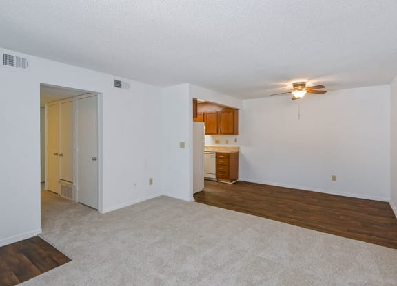 Green-Meadows-Apartements-Raleigh-NC-Dining-Area