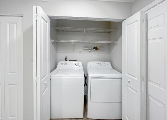 Laundry Northlake