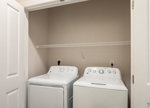 Full Size Washer & Dryer