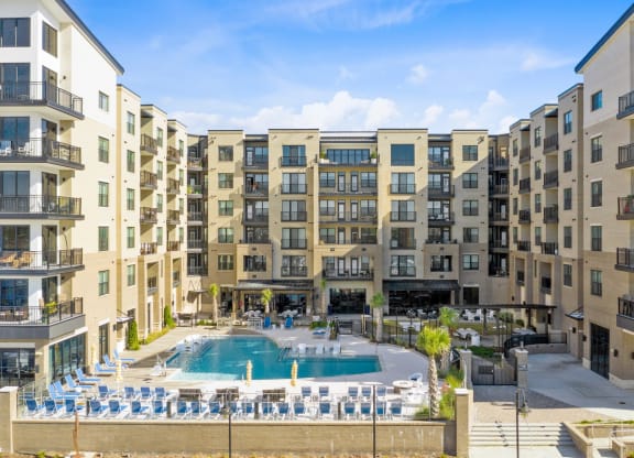 Pool 2 at Pier 33 Apartments in Wilmington NC
