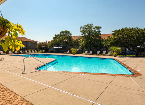 Haygood Halls Apartments Pool 3