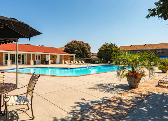 Haygood Halls Apartments Pool 2