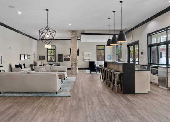 Living Room at Strathmoor Apartments , Dublin, Ohio