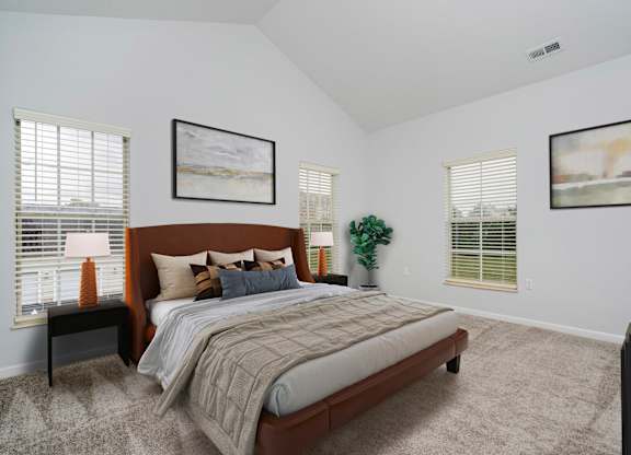 Comfortable Bedroom at Times Square, Ohio, 43016