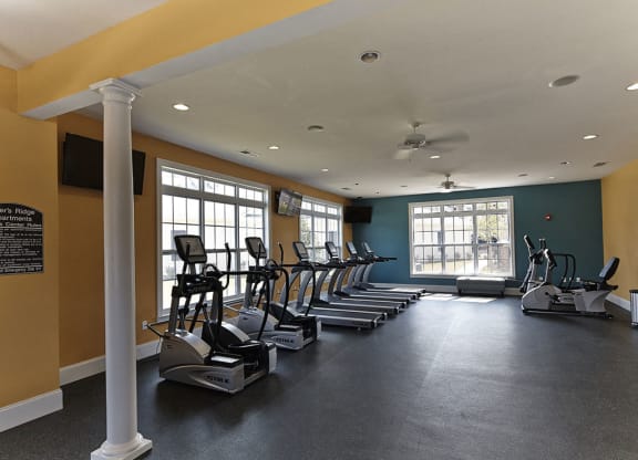 Gym at Tylers Ridge at Sandhills Apartments