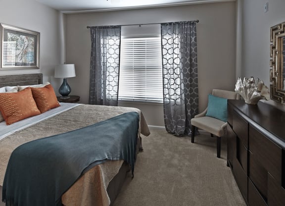 Tyler's Ridge at Sandhills Apartments bedroom