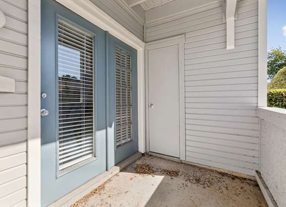 Private front entrance with covered porch area at Polo Club Apartments, Austin, 78729