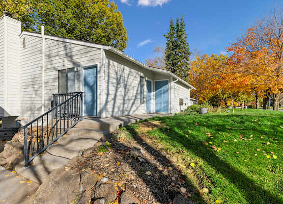 Property Exterior at Peaks on Pines, Spokane Valley