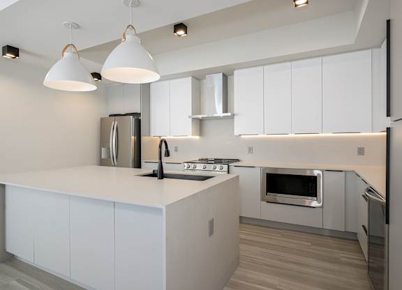 Quartz waterfall edge islands*
