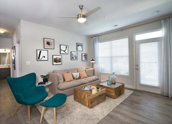 Spacious living room