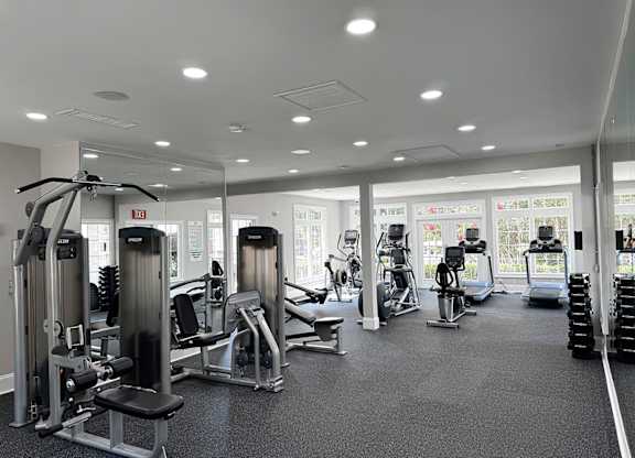 Fitness studio with cardio machines