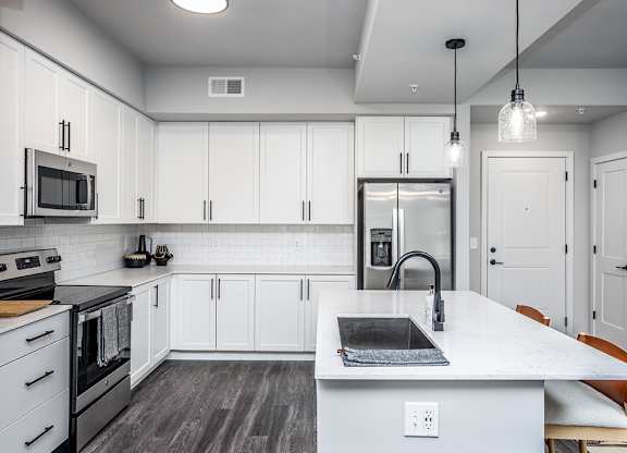 Fully-equipped kitchen in model