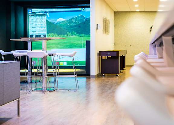 Virtual golf simulator