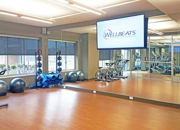 Virtual training and yoga room
