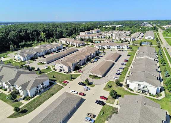 Aerial view of Cobblestone Court