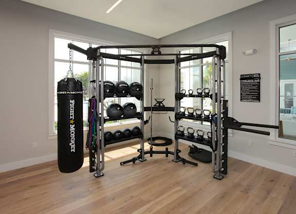 Free weights and boxing station