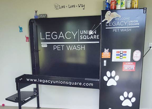Pet-friendly apartments with pet spa and two dog parks