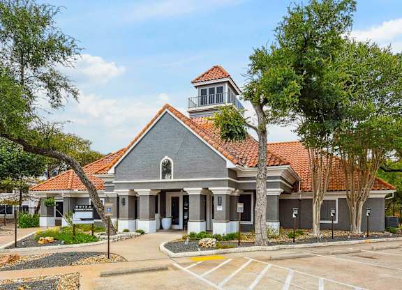 Exterior Landscape at Onyx183, Texas  