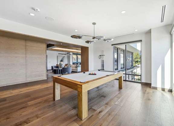 Pool table at Bayview Apartments, Emeryville, 94608