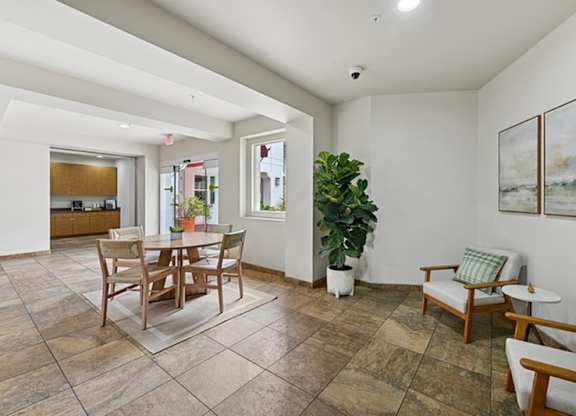 Dining table with chairs at Parkview Living Apartments, Los Angeles, 90026